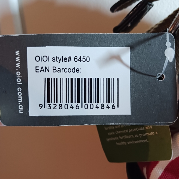 OiOi Nappy Bag with insulated milk bottle holder, changing mat and w/wiper box. - Picture 9 of 12